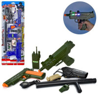 Набор с оружием CH625AB, автомат 24 см, пистолет 20 см, дубинка, звук, свет, 2 вида, батарейка-табл., на листе, 24-67-5 см